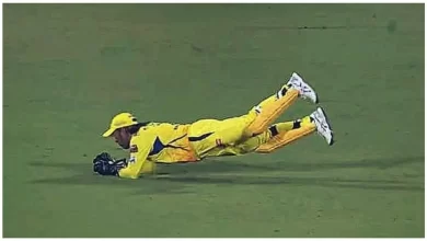 MS Dhoni taking a diving catch in IPL 2024 match against GT