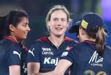 Sophie Molineux's RCB celebrating after taking a wicket