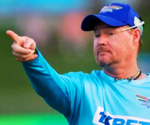 Lance Klusener, assistant coach of Lucknow Super Giants, giving guidance to a player on the field.