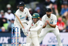 Alex Carey batting in a Test match against New Zealand