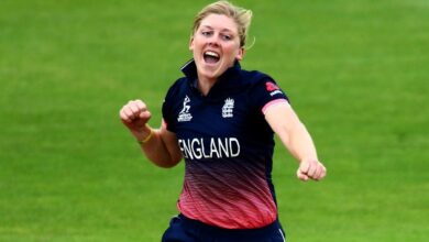 Heather Knight celebrating after taking a wicket in a T20 match