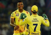 Ngidi celebrating wicket with MS Dhoni in IPL