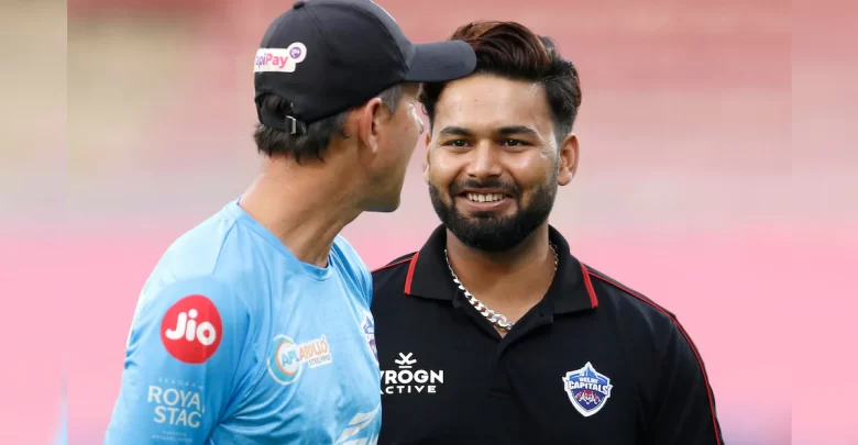 Rishabh Pant chatting with Ricky Ponting