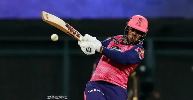 Shimron Hetmyer playing a shot in IPL