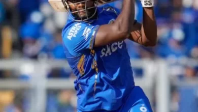 Romario Shepherd's last-over carnage against Anrich Nortje in Mumbai's batting