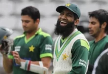 Mohammad Yousuf announces his resignation from the Pakistan selection committee.