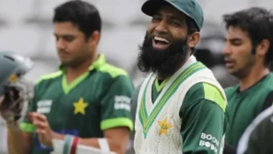 Mohammad Yousuf announces his resignation from the Pakistan selection committee.