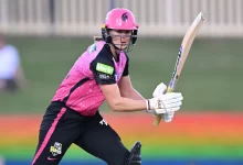 Ellyse Perry scores 86 off 62 balls leading Sydney Sixers to victory