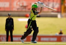 Heather Knight hits an unbeaten 59 to lead Sydney Thunder to a 19-run victory over Brisbane Heat in WBBL 2024.