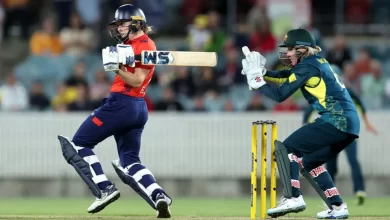 Heather Knight’s brilliant knock in a rain-affected T20 match.