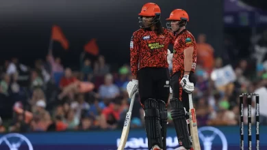 Tony de Zorzi and Jordan Hermann celebrate after guiding Sunrisers Eastern Cape to the SA20 final