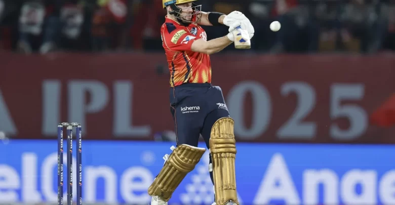 josh inglis hits mayank yadav during a fast-paced innings for punjab kings in ipl 2025