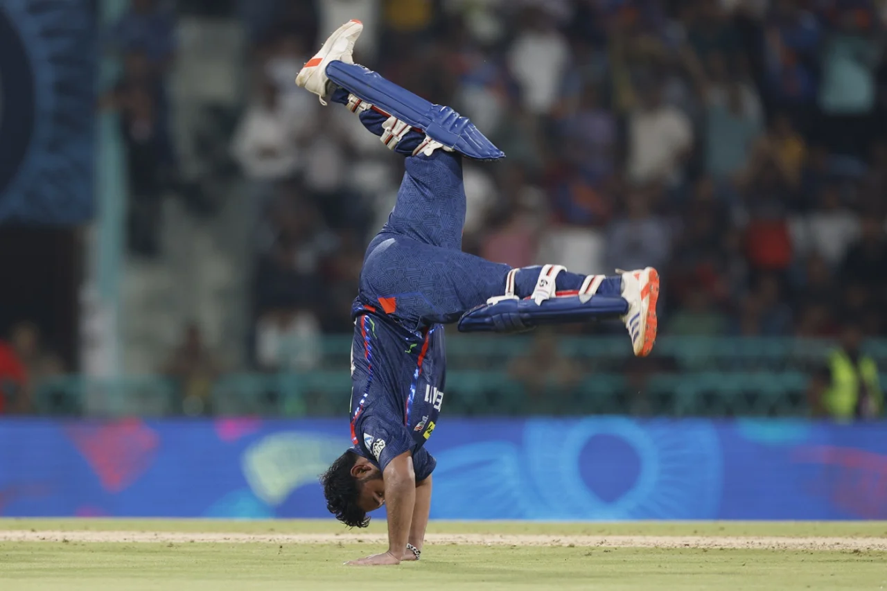 rishabh pant scores unbeaten 118 for lsg in ipl 2025 high-scoring match
