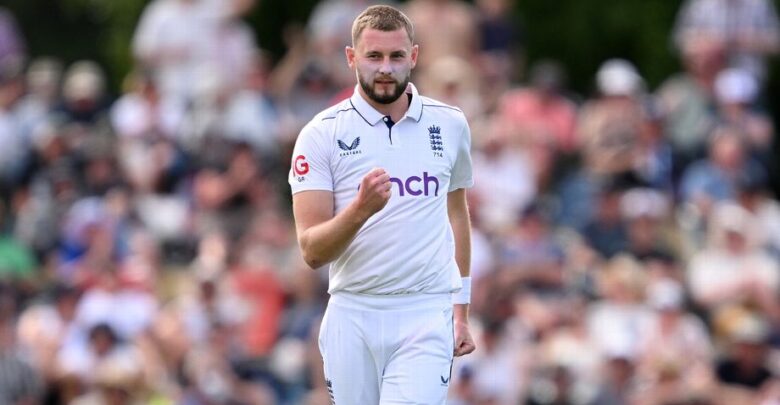 Gus Atkinson suffers hamstring injury during Test match against Zimbabwe in Nottingham
