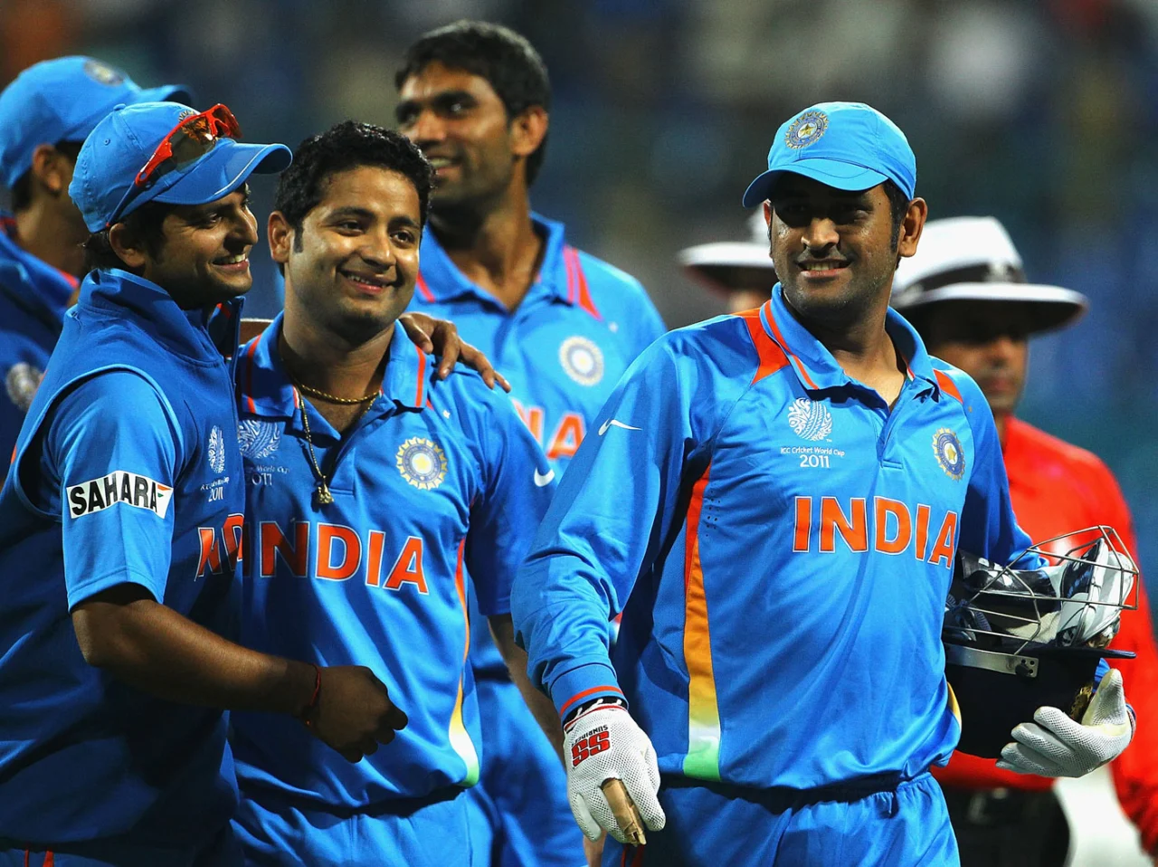 piyush chawla celebrates wicket during 2011 world cup for india