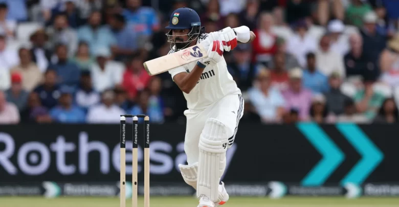 kl rahul batting against england in india’s second innings during leeds test