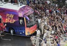 crowd stampede outside chinnaswamy stadium during rcb victory parade
