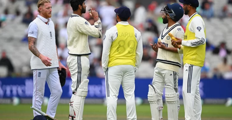 ravindra jadeja and washington sundar celebrate their century partnership on the final day of the manchester test against england
