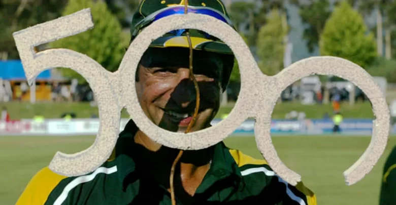 wasim akram pakistan highest wicket taker in international cricket