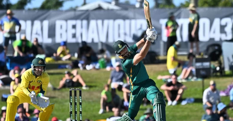 aiden markram scores 82 runs leading south africa batting in cairns odi opener against australia